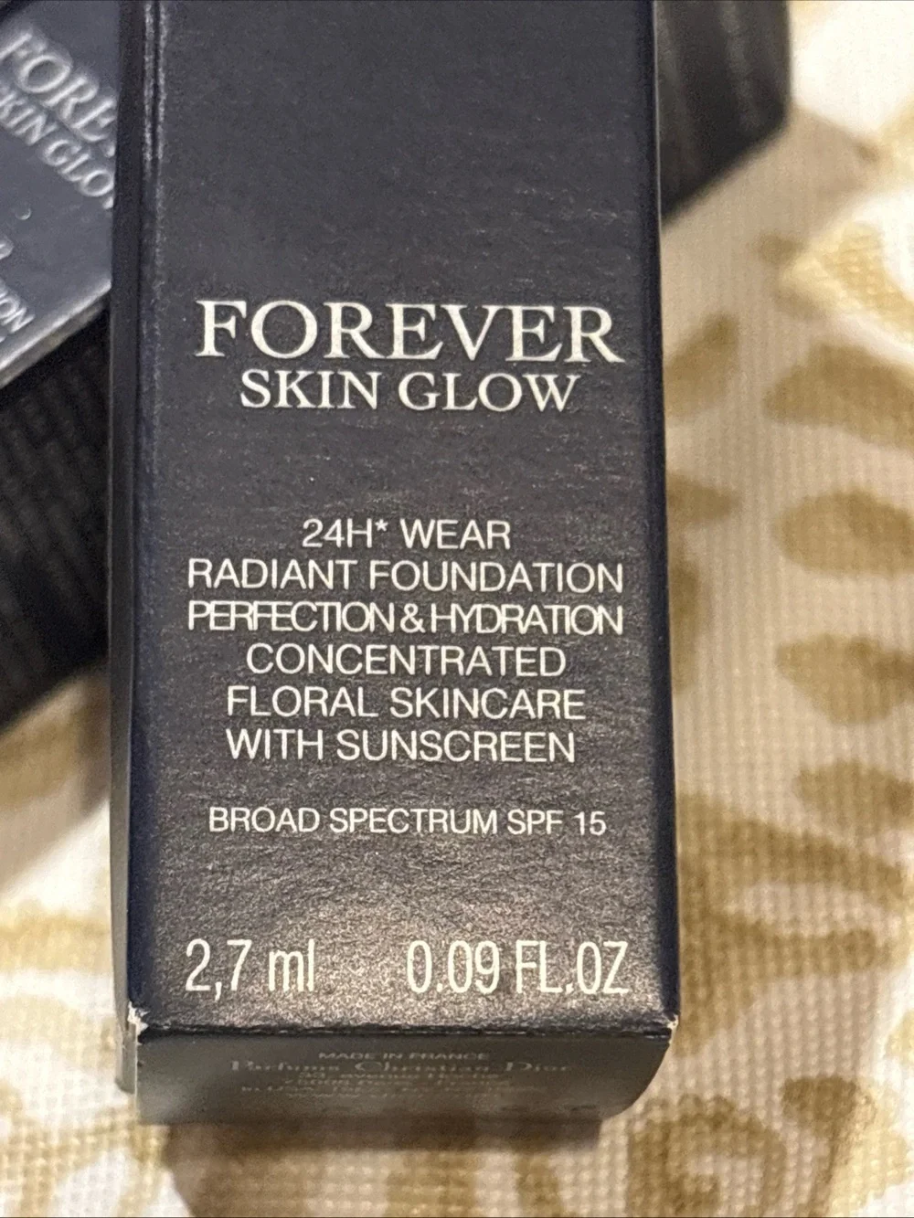 Forever Skin Glow by Dior 3ml Foundation Mini .09 Fl Oz 4 Tubes Shade
